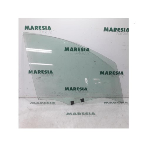 Renault - Clio - Door window 4-door, front right