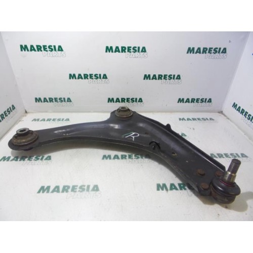 Renault - Laguna - Front lower wishbone, right