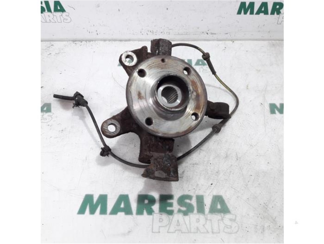 Citroen - C1 - Achsschenkel links vorne