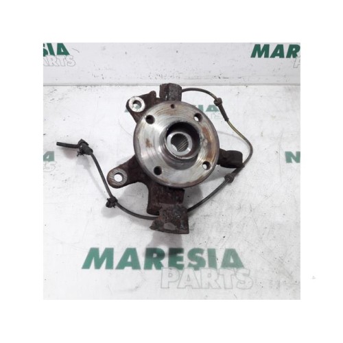 Citroen - C1 - Achsschenkel links vorne