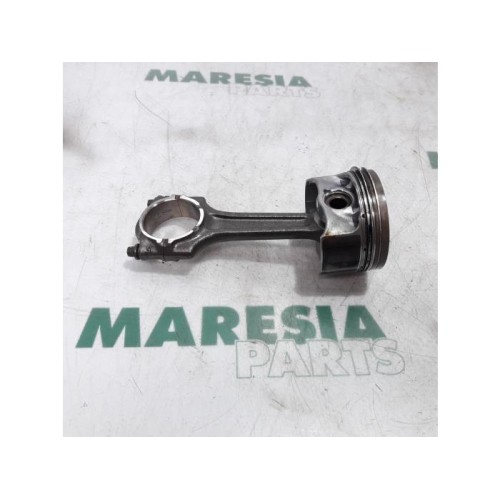Fiat - Punto - Piston