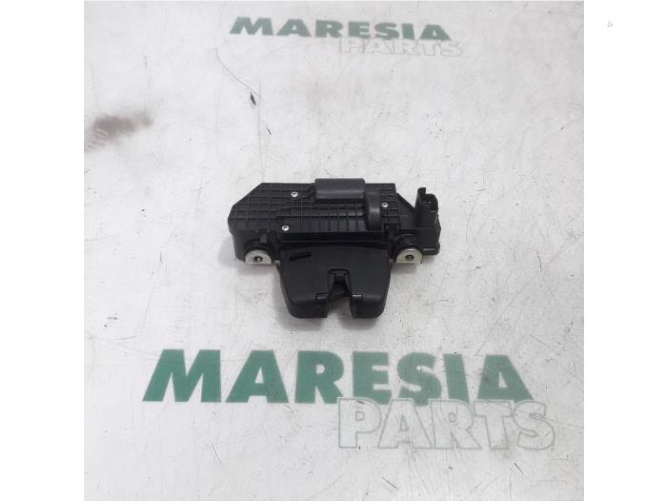 Citroen - C3 - Tailgate lock mechanism