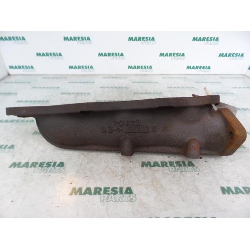 Renault - Vel Satis - Exhaust manifold