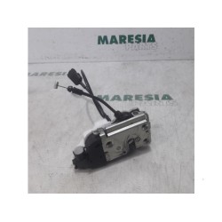 Renault - Megane Scenic - Front door lock mechanism 4-door, right