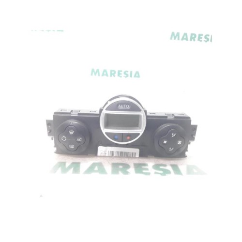 Renault - Megane Scenic - Heater control panel
