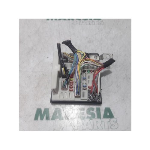 Renault - Megane Scenic - Fuse box