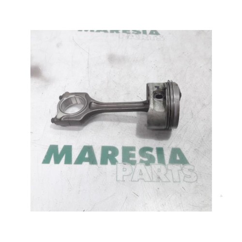 Peugeot - 207 - Piston