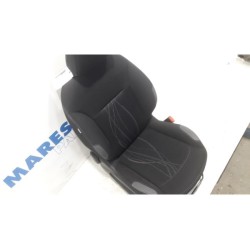 Peugeot - 208 - Sitz rechts