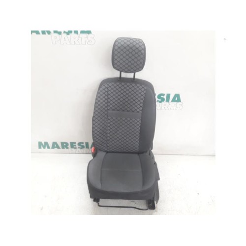 Renault - Scenic - Sitz links
