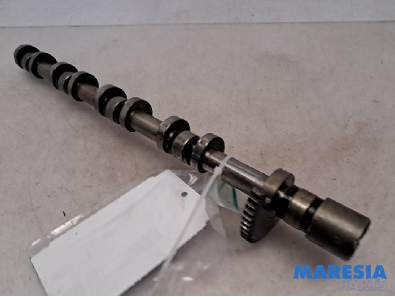 Peugeot - 5008 - Camshaft