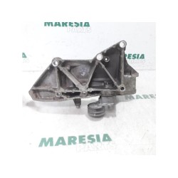 Renault - Trafic - Support (miscellaneous)