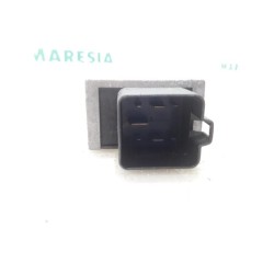 Renault - Trafic - Glow plug relay