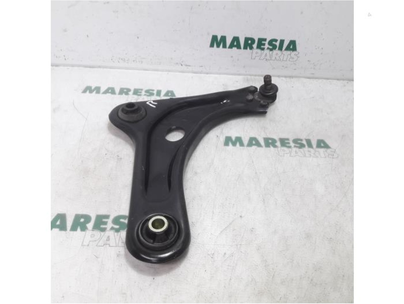 Peugeot - 208 - Front lower wishbone, right
