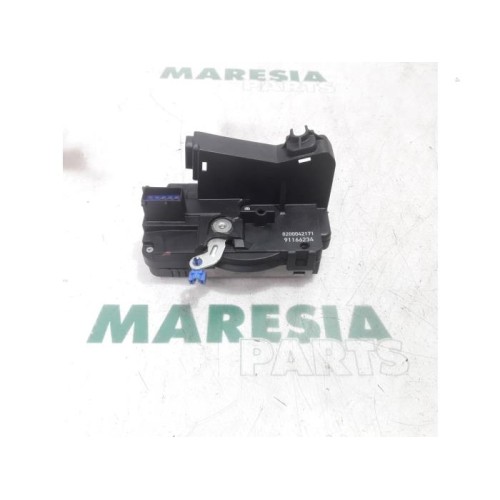 Renault - Trafic - Door lock mechanism 2-door, right