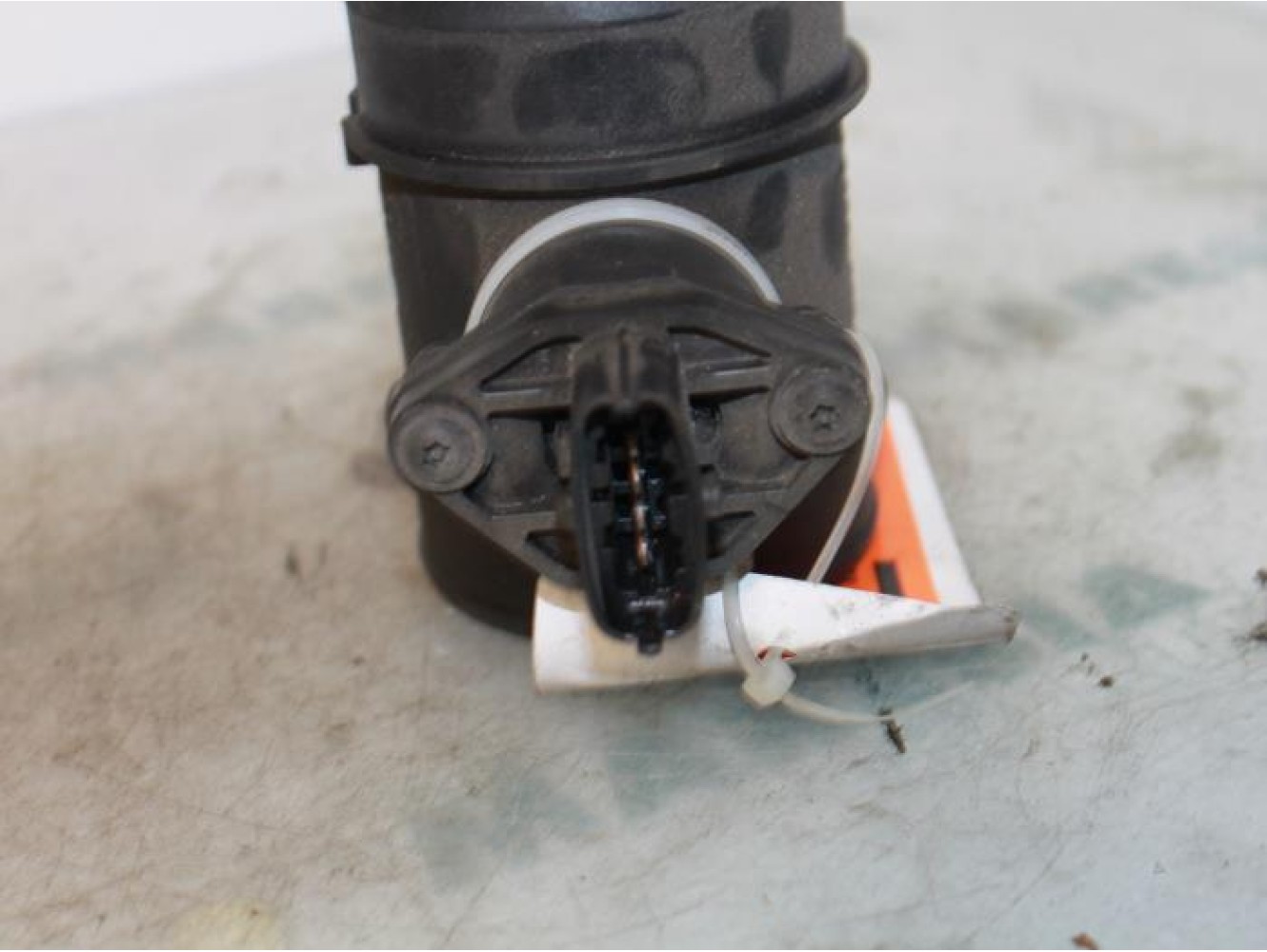 Alfa Romeo - 147 - Airflow meter