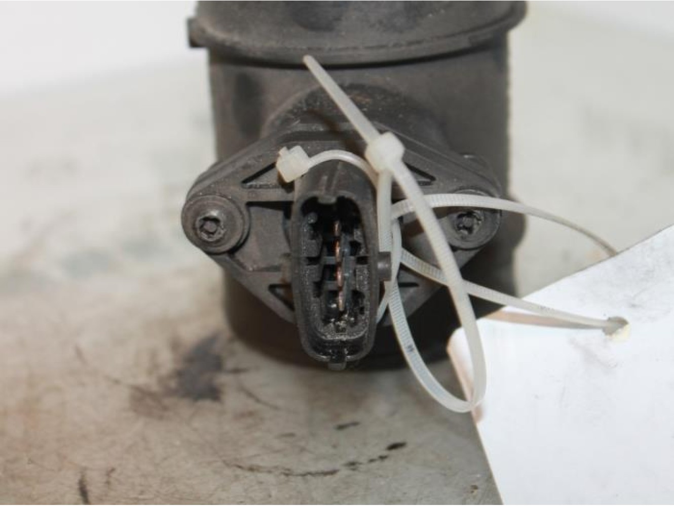 Alfa Romeo - 147 - Airflow meter
