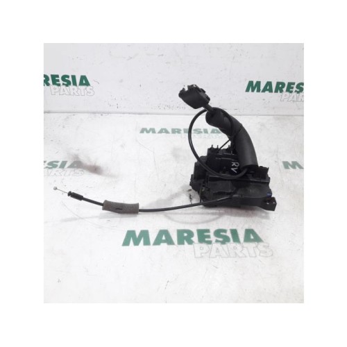 Renault - Scenic - Front door lock mechanism 4-door, right