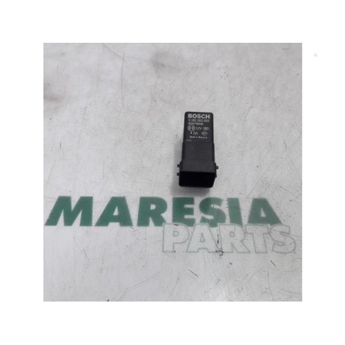 Renault - Scenic - Glow plug relay