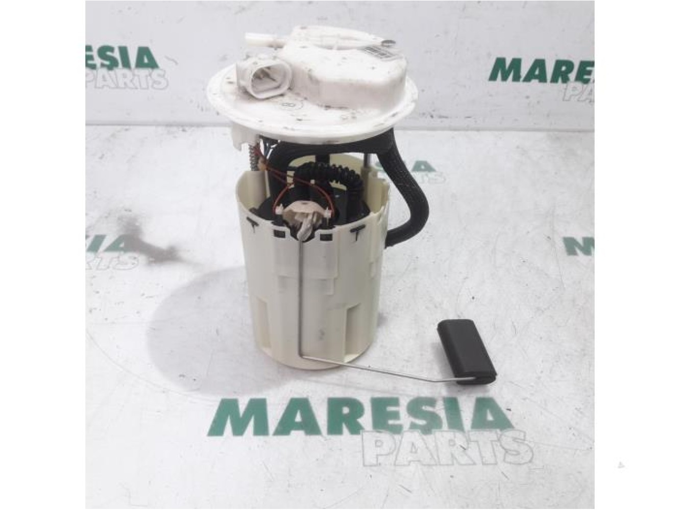 Renault - Laguna - Electric fuel pump
