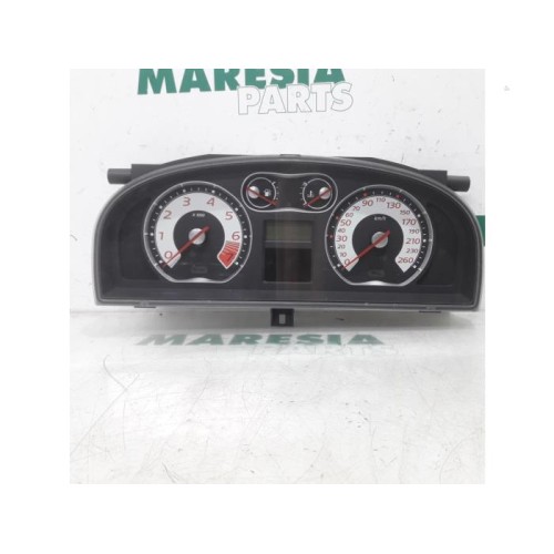 Renault - Laguna - Instrument panel