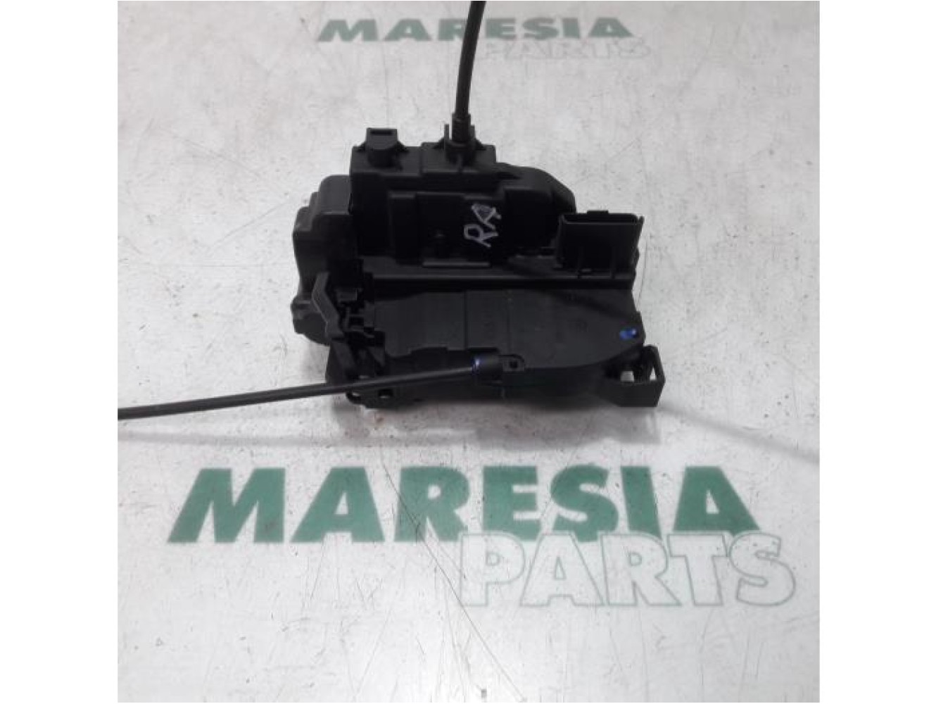 Renault - Megane - Rear door mechanism 4-door, right