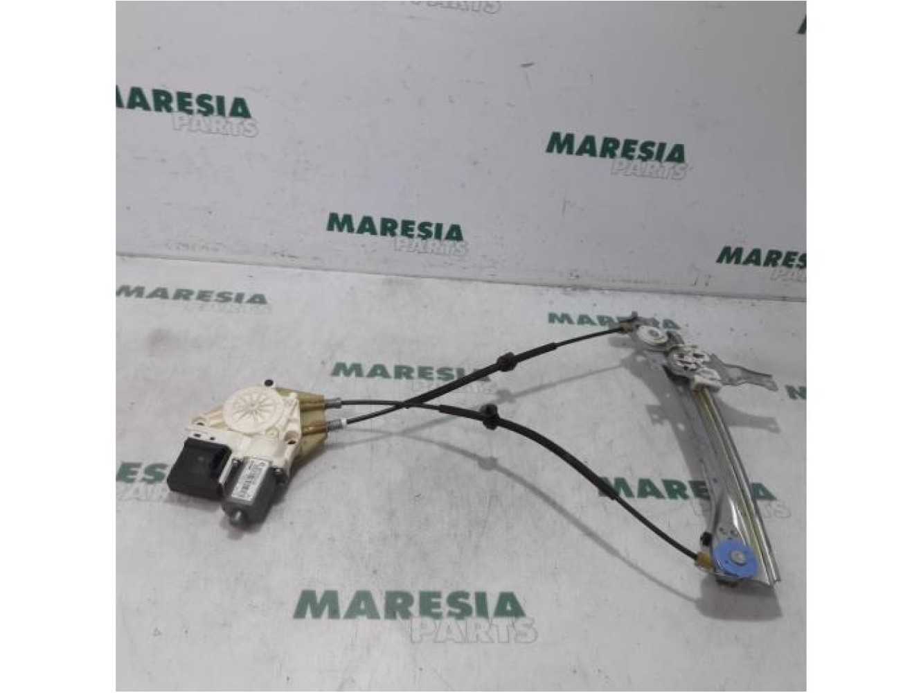 Renault - Megane - Rear door window mechanism 4-door, left