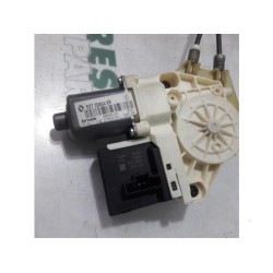 Renault - Megane - Rear door window mechanism 4-door, right