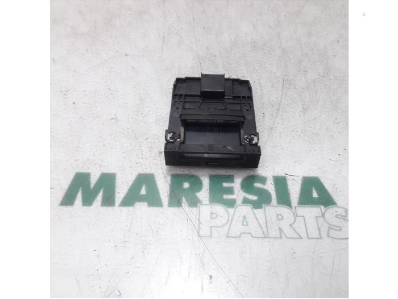 Renault - Megane - Kaartlezer (slot)