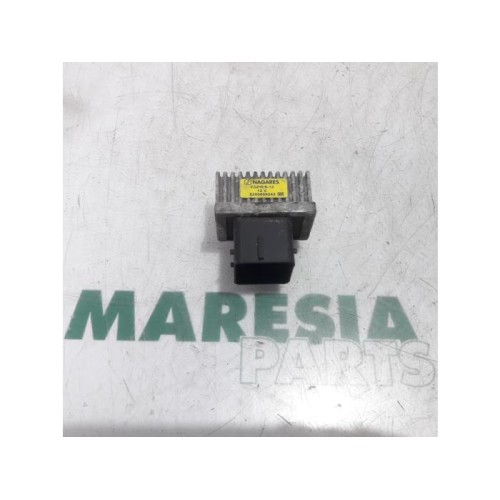 Renault - Megane - Glow plug relay