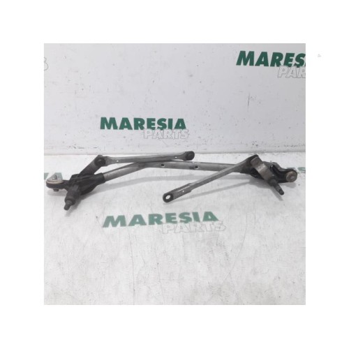 Renault - Megane - Wiper mechanism