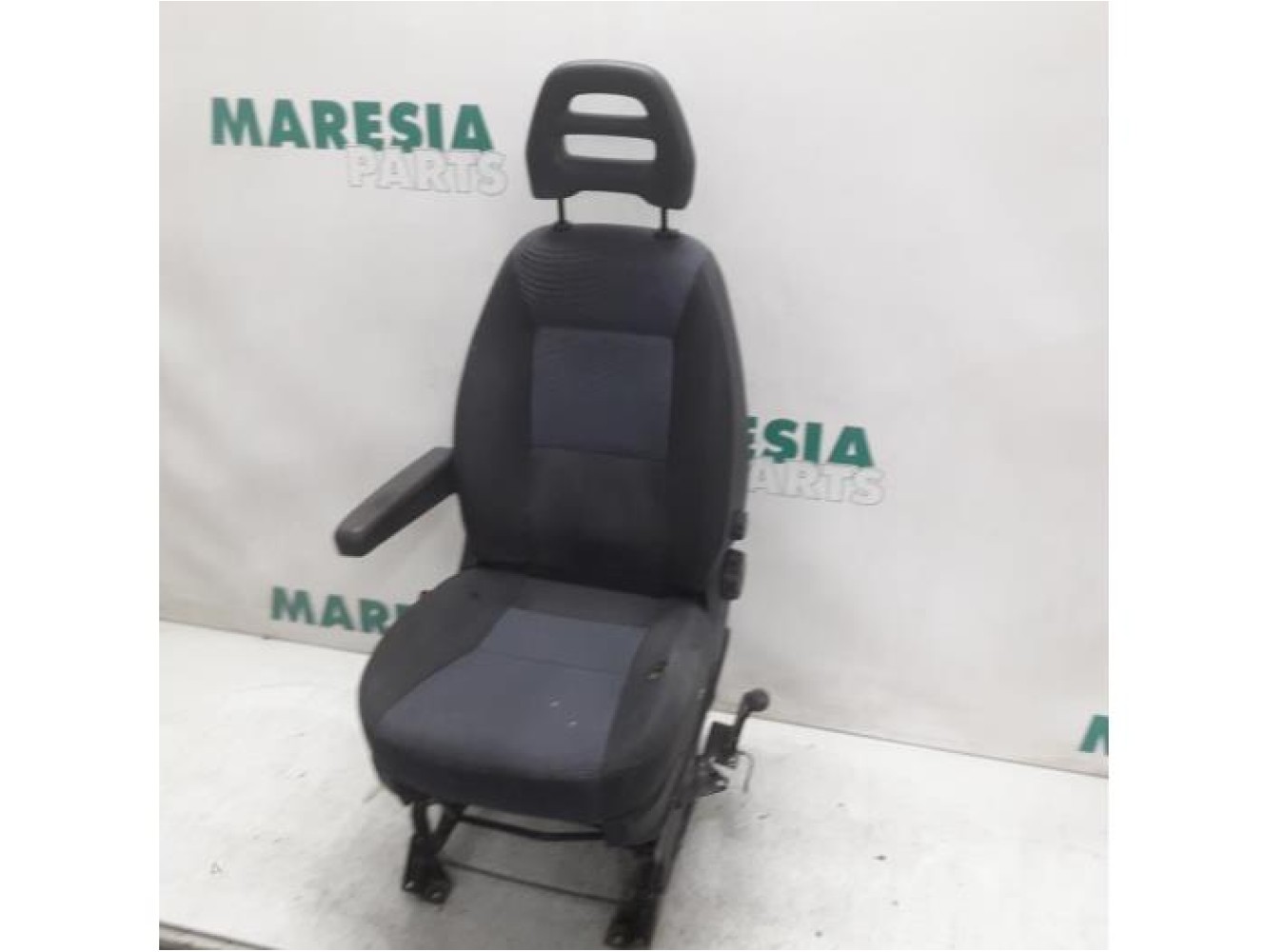 Peugeot - Boxer - Sitz links