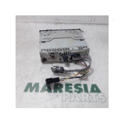 Miscellaneous - Miscellaneous - Radio/CD player (miscellaneous)