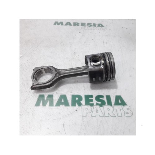 Citroen - C4 - Piston