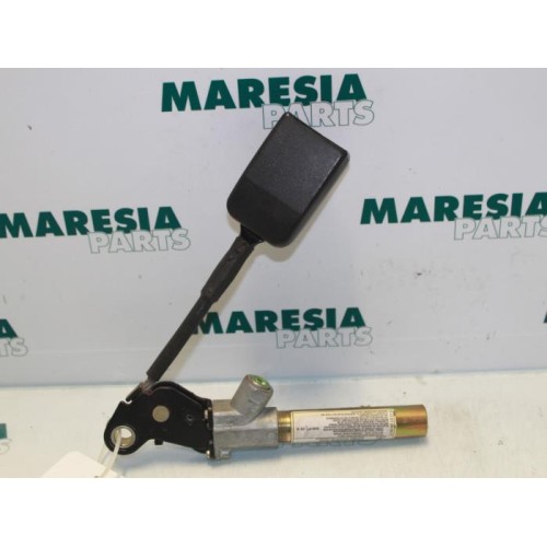 Peugeot - 306 - Gurtsrammer links