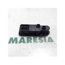 Peugeot - 308 - Multi-functional window switch