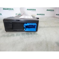 Renault - Espace - Card reader (lock)