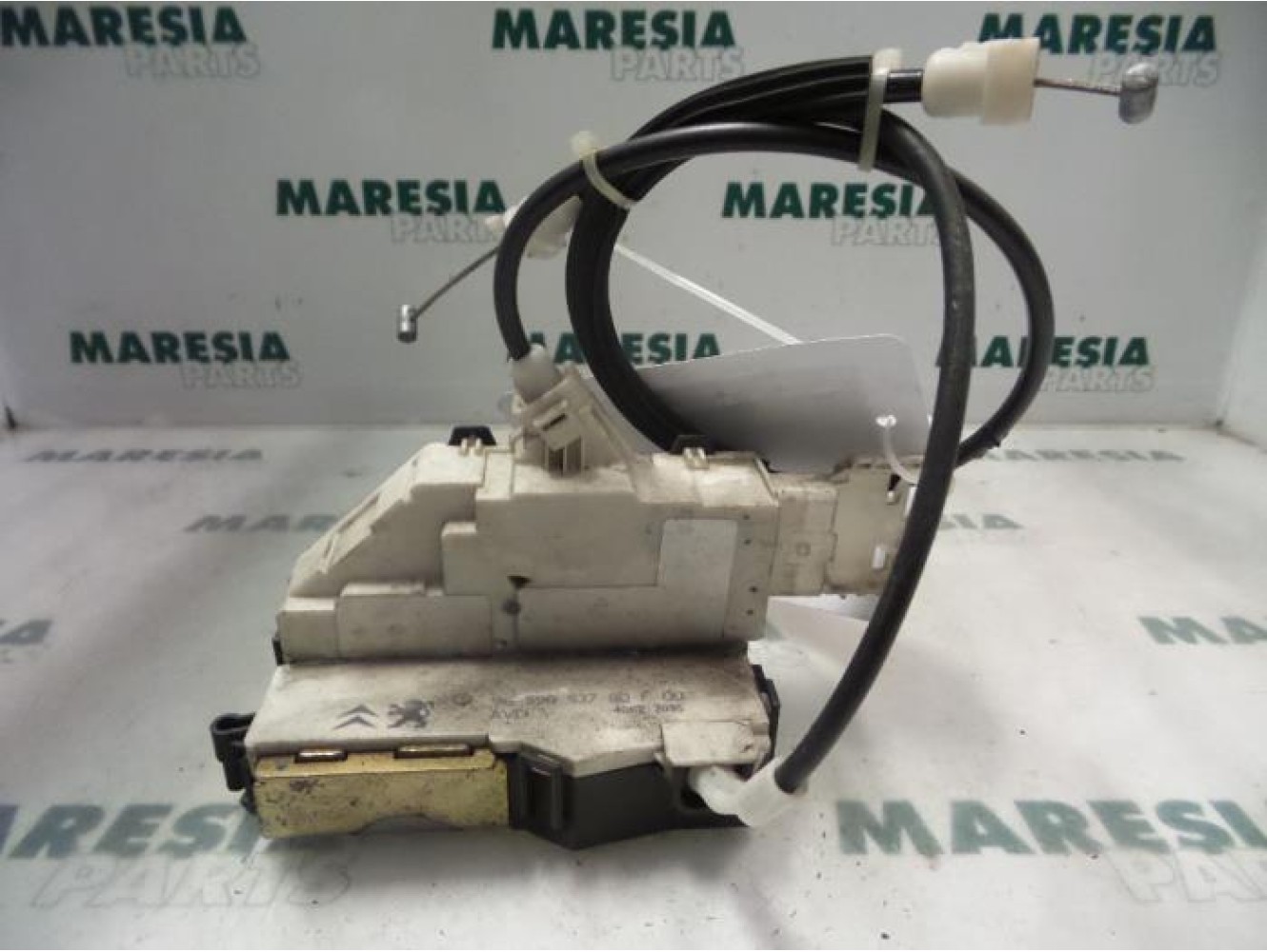 Peugeot - 407 - Front door lock mechanism 4-door, right