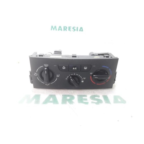 Peugeot - 207 - Heater control panel