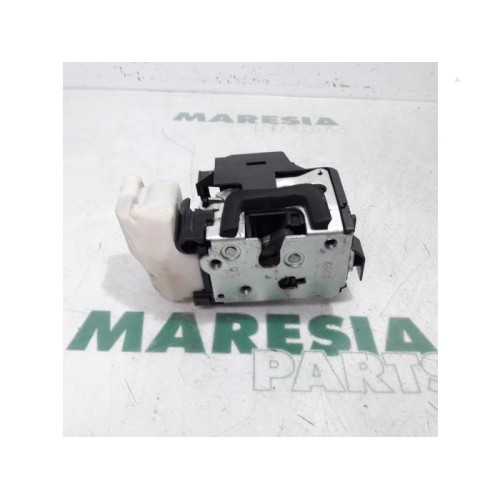 Fiat - Doblo - Door lock mechanism 2-door, right