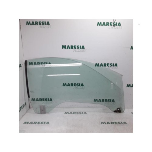 Peugeot - 207 - Door window 2-door, right