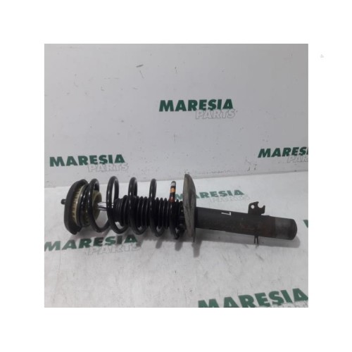 Peugeot - 207 - Front shock absorber rod, right
