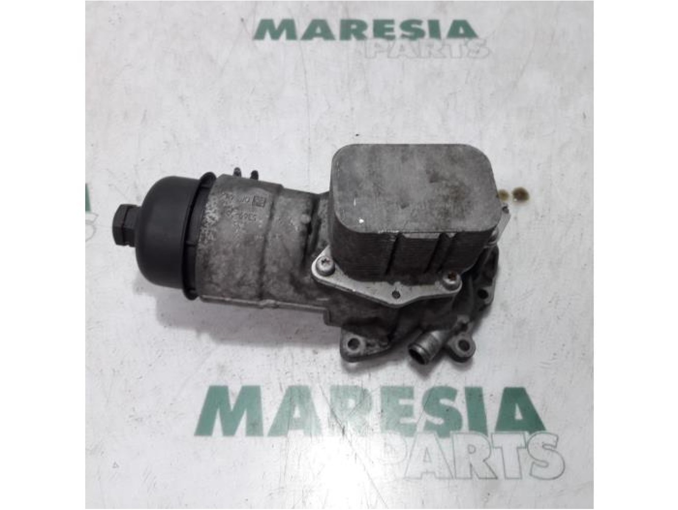 Peugeot - 207 - Oil filter holder