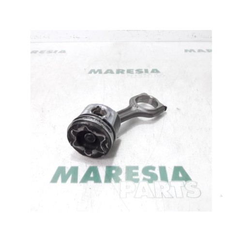 Peugeot - 207 - Piston
