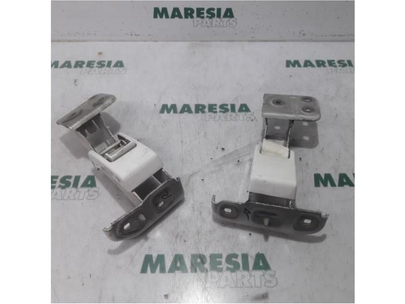 Fiat - Scudo - Rear door hinge, right