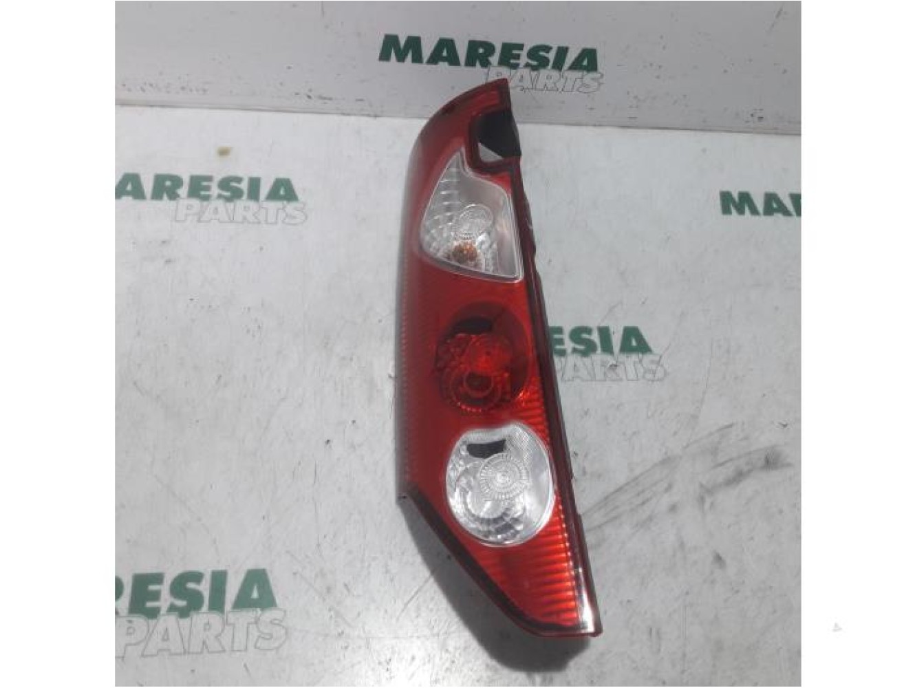 Renault - Kangoo - Achterlicht links