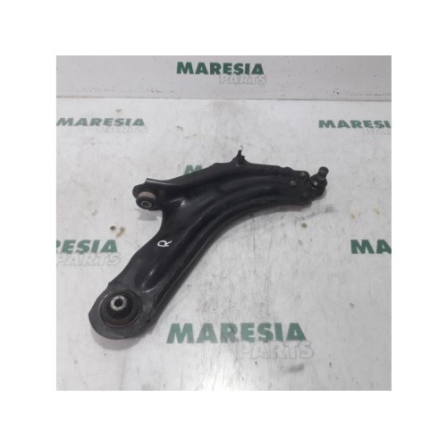 Renault - Kangoo - Front lower wishbone, right