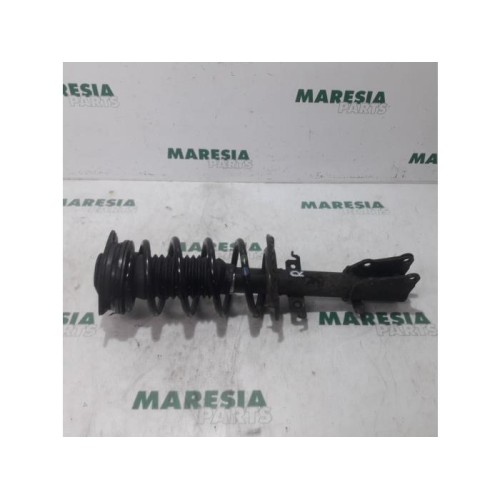 Renault - Kangoo - Front shock absorber rod, right