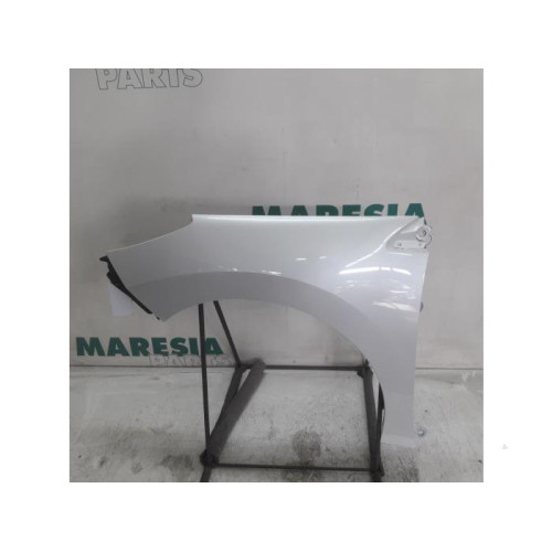 Peugeot - 308 - Front wing, left