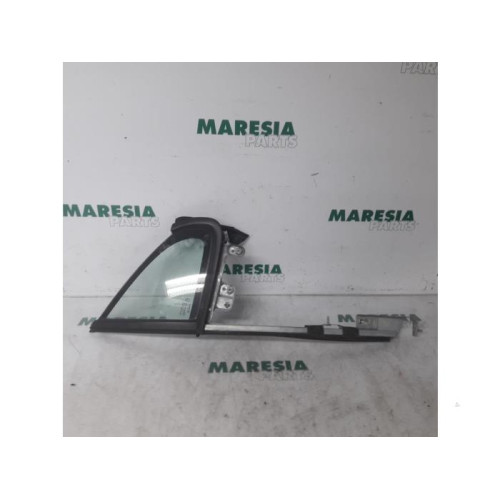Peugeot - 207 - Quarter light, front right
