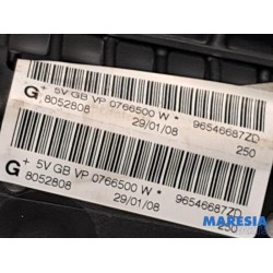 Citroen - C-Crosser - Stoel links